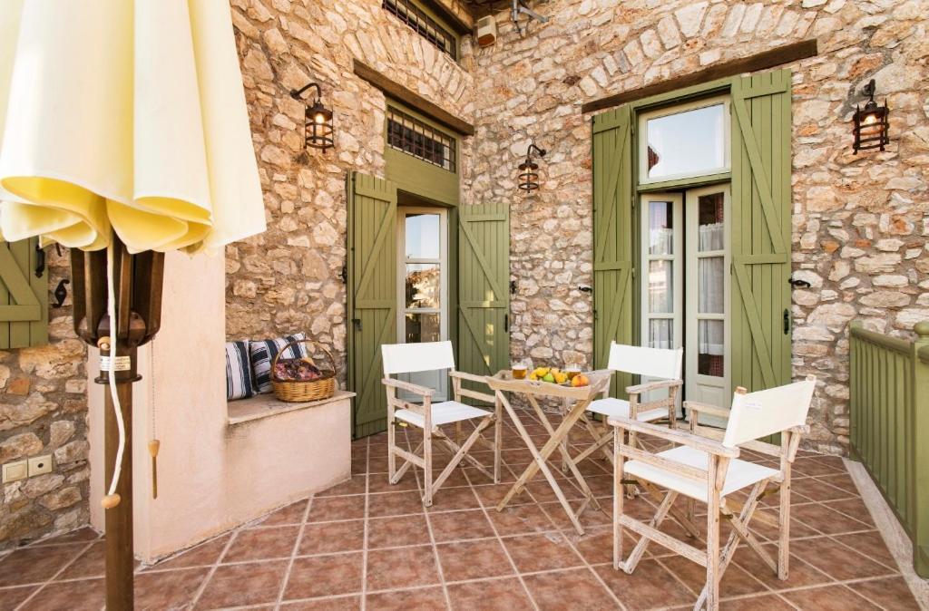 Kyparissia Old Town Lodge With Amazing Sea View エクステリア 写真
